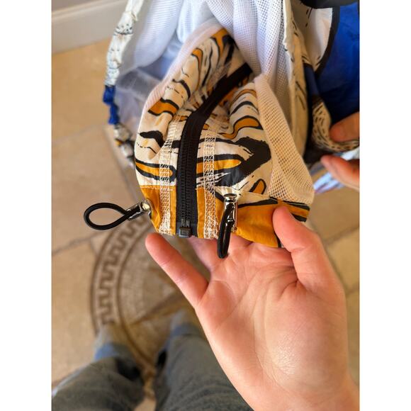 Addidas x Farm Rio Windbreaker - Picture 5 of 5